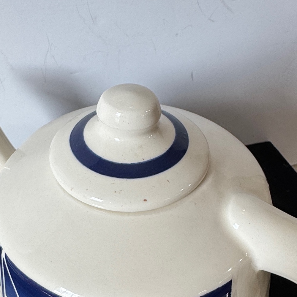 Vintage Native American Indian Tribal Lakota Sioux Pottery Teapot -Signed - Picture 8 of 14